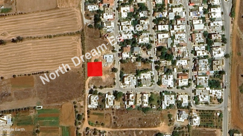 DAİRE TAKASINA A&Ccedil;IK !GAZİMAĞUSA MARAŞ[ DERİNYA] SATILIK TARLA