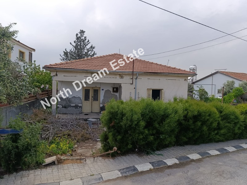 ARA&Ccedil; TAKASINA A&Ccedil;IK !!!LEFKOŞA ALAYK&Ouml;Y SATILIK KELEPİR 3+1 M&Uuml;STAKİL EV